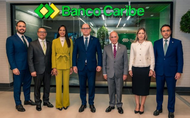 Banco Caribe abre sus puertas en Ágora Santiago Center