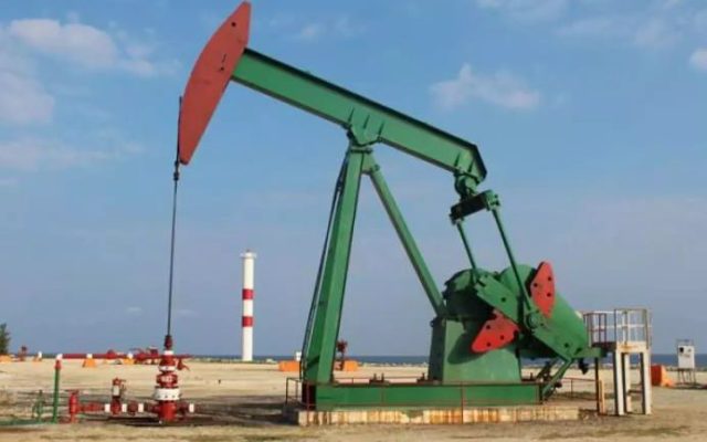 Cuba sólo tiene petróleo para cuatro días, según un experto