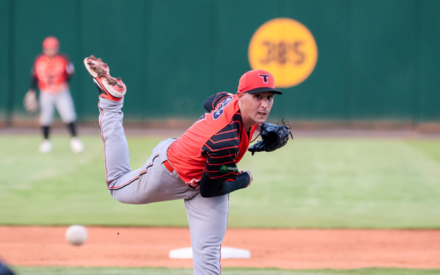 Aaron Sánchez es nombrado Lanzador del Año en la LIDOM