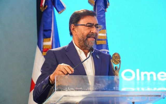 CODIA entrega Gran Galardón al director ejecutivo del INDRHI