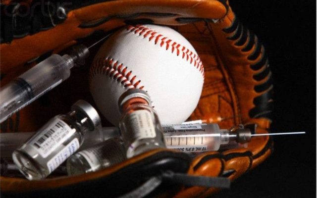 Pitchers dominicanos son suspendidos por dopaje