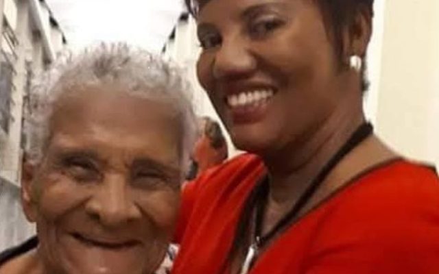 A los 101 años fallece madre de la periodista Dominga Valdez