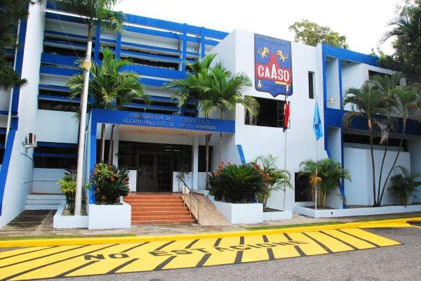 Industriales exigen suspensión del ajuste tarifario de la CAASD