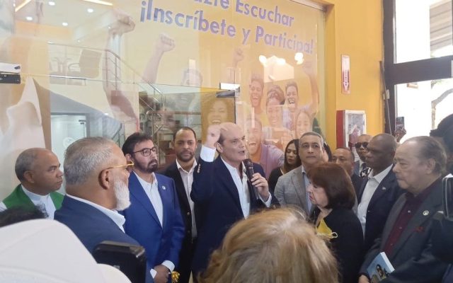 Ramfis inaugura oficinas del PED en el Distrito Nacional