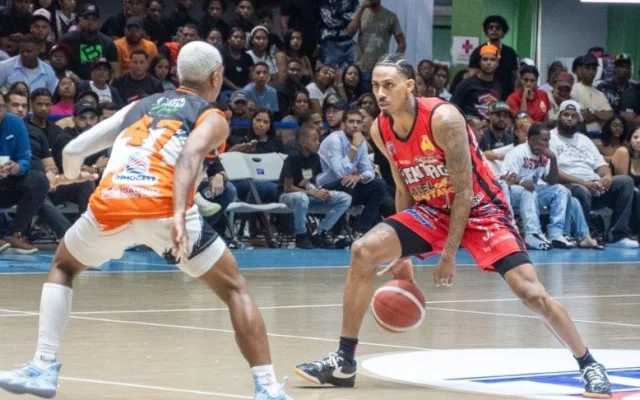 Savica barre semifinal A en TBS Higüey; Centro resiste ante AG