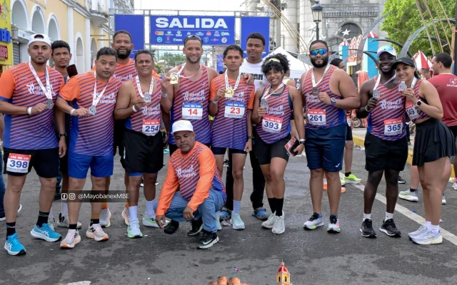 Royal Runners se consolida en Maratón La Vega–Moca–La Vega