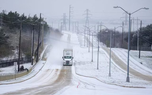 5 muertos en NY; miles vuelos cancelados en Estados Unidos