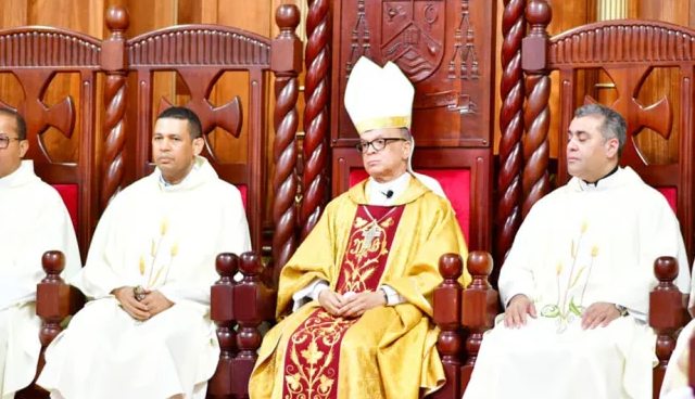 SFM: Monseñor afirma silencio «cómplice» oculta la corrupción