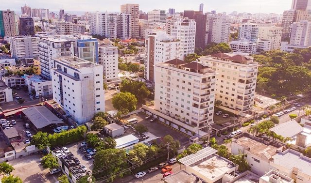 Salud insta población a tomar medidas y evitar golpes de calor