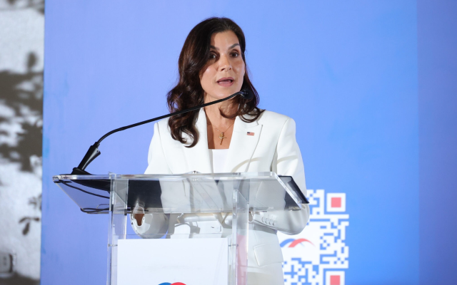 Embajadora EU resalta potencial del Cibao para atraer inversión