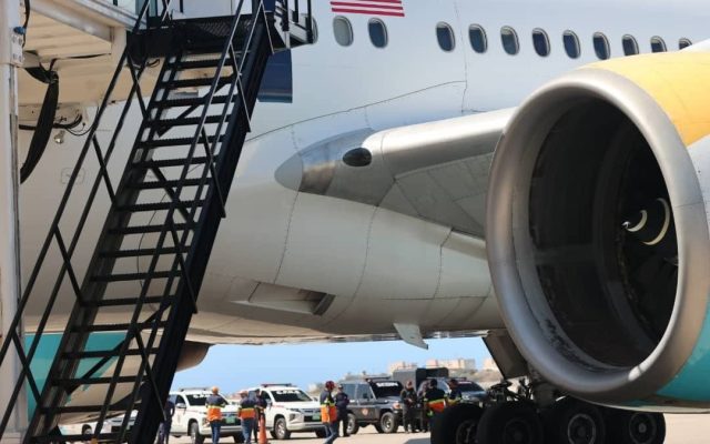 Venezuela recibe vuelo con 235 migrantes deportados de EEUU