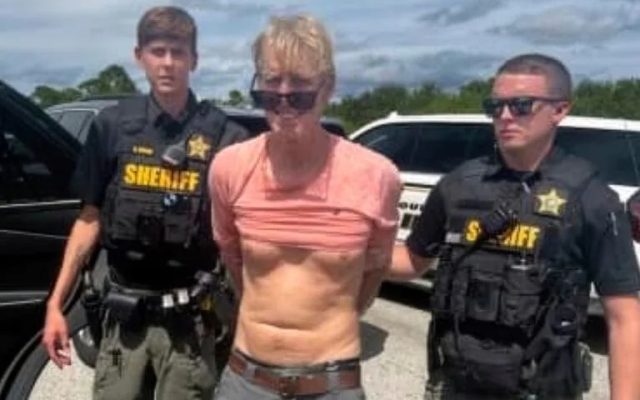 EEUU: Cadena perpetua hombre intentó disparar Trump en 2025