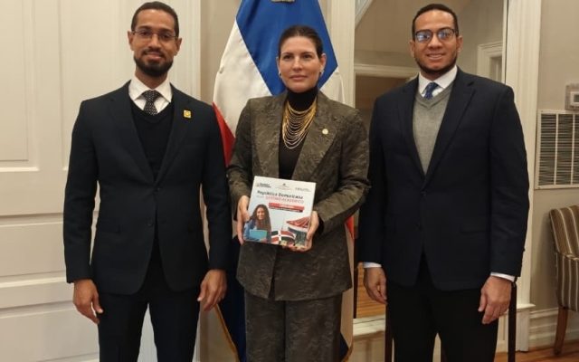 ADOU y embajada RD trazan ruta académica para la diáspora
