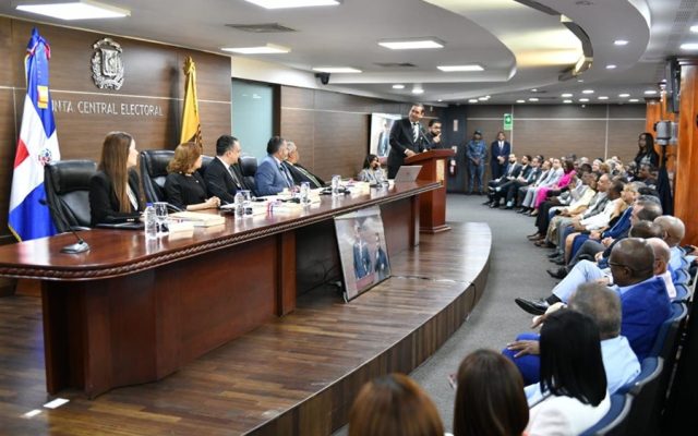 Junta Central Electoral anuncia calendario para comicios 2028