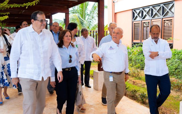 Presentan a BHD avances del
desarrollo Ciudad Juan Bosch
