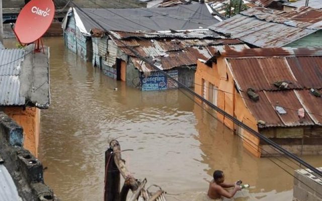 Lluvias afectan un centenar de viviendas en Rep. Dominicana