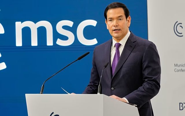 Rubio pide detener el «declive» europeo alineándose con EEUU