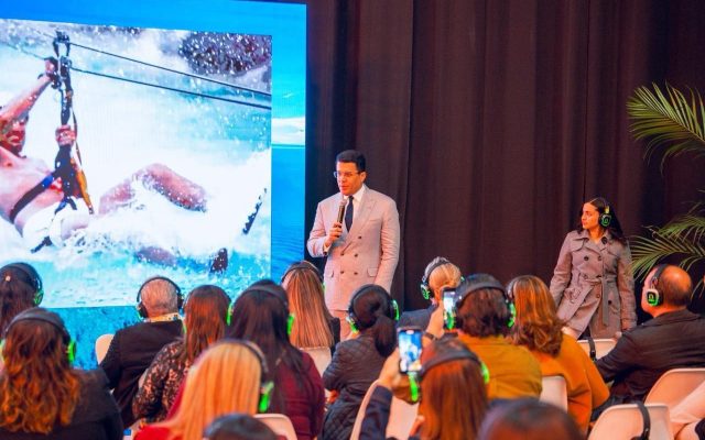 Ministro Turismo RD lleva a México el Meet in Paradise