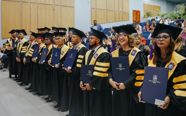 Gradúan los primeros doctores en Ciencias de la Educación RD