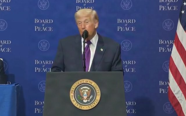 Trump: «Sin acuerdo con Irán pueden ocurrir cosas malas»