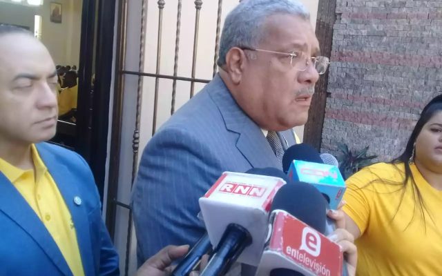 Rechaza matrimonios entre personas del mismo sexo en RD