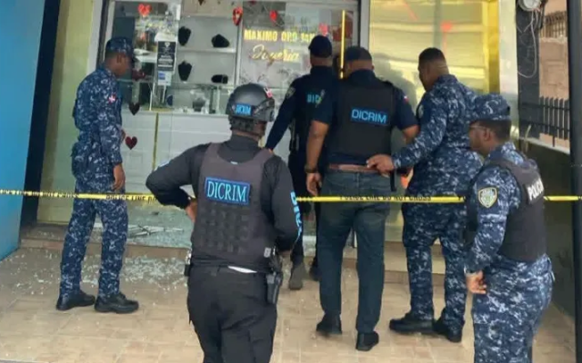 Policía mata a tres buscados por asalto joyería San Pedro Macorís