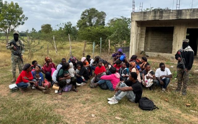 RD detuvo a 1,408 haitianos sin documentos este domingo