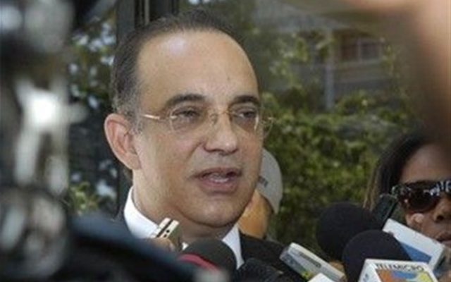 Afirma crecimiento económico no se traduce en bienestar real