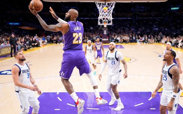LeBron James se convierte en jugador más viejo triple-doble