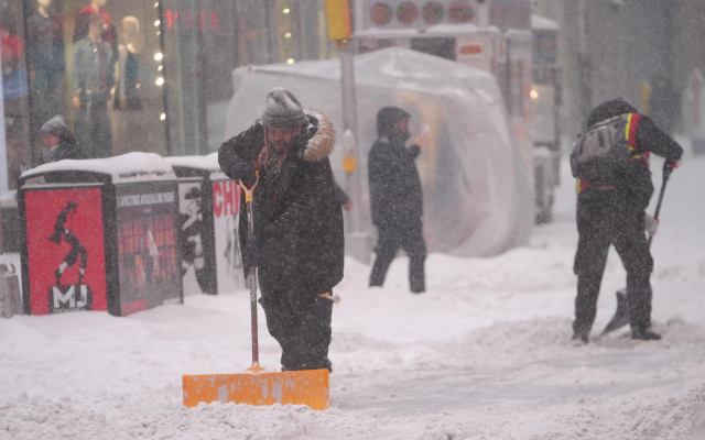 OPINION: Tormenta invernal crea un caos en Nueva York