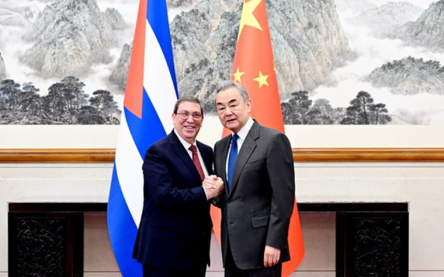 China se opone a «injerencia» externa en los asuntos de Cuba