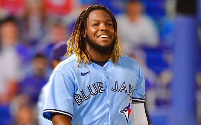 Vladimir Guerrero Jr. presume mejora física en temporada baja