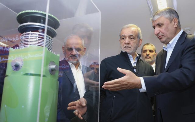 Rusia está dispuesta a aceptar uranio enriquecido de Irán