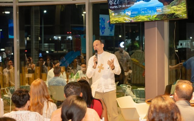 Guía Empresarial RD impacta con “Cocktails & Connections”