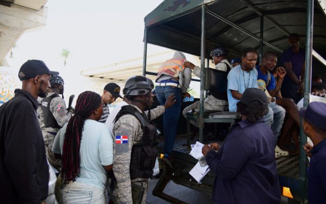 La DGM informa la detención de 1,111 haitianos indocumentados