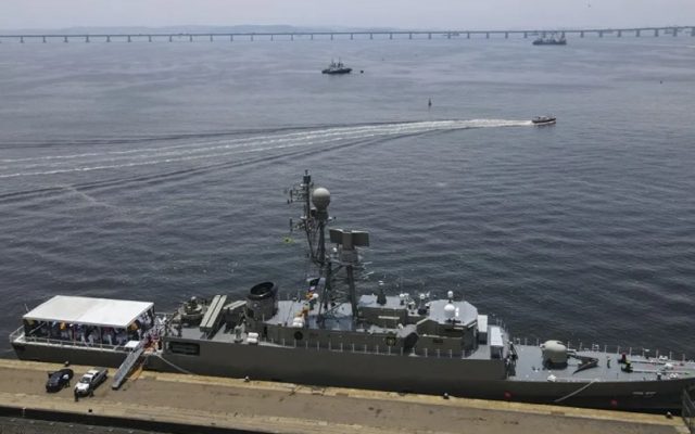 Más de 80 muertos en buque de guerra iraní torpedeado por EU