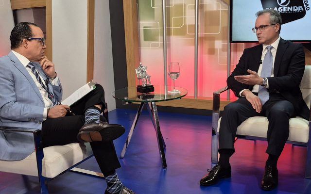 CREES advierte impacto por desaceleración del crédito