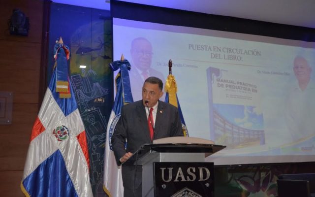 UASD pública el libro “Manual de Práctica de Pediatría”