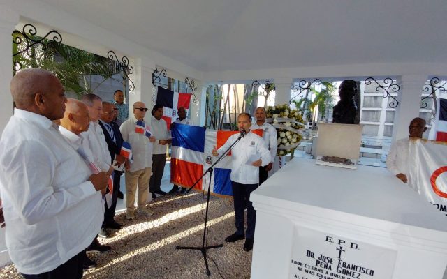 Efemérides Patrias recuerda 89 natalicio de José F. Peña Gómez