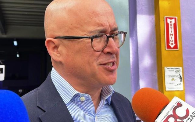 Pide retirar fusión ministerios y revisar Pacto Nacional Educativo