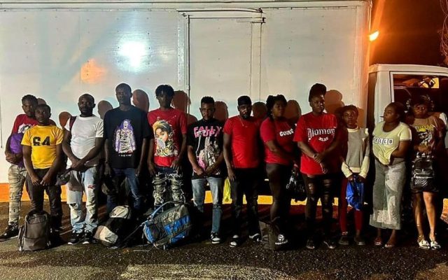 Migración dice deportó 2,635 indocumentados en tres días