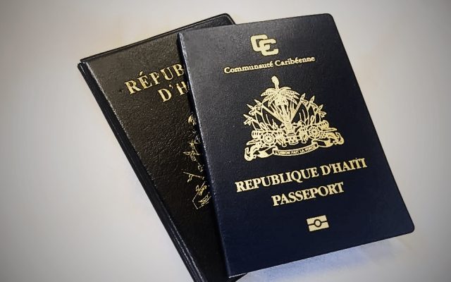 Haití: Vinculan a funcionarios con falsificación de pasaportes