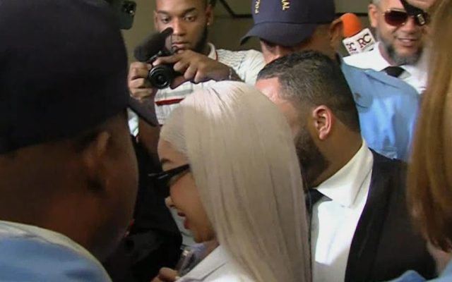 Dejan libre a Yailin La Más Viral arrestada por porte ilegal armas