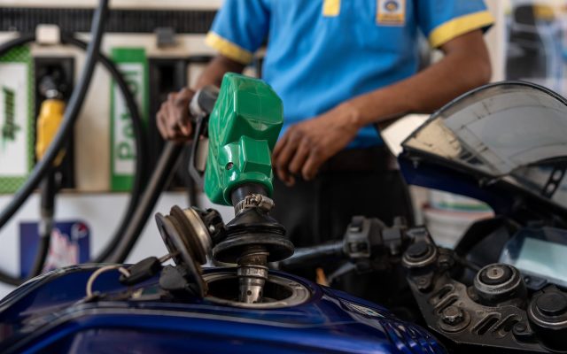 EEUU asegura no limitará la exportación de petróleo y gas