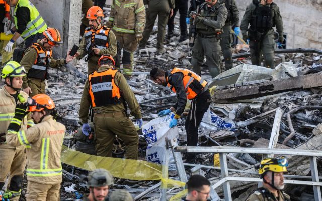 ISRAEL: El impacto de un misil iraní deja al menos 9 muertos
