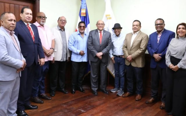 Ministerio dominicano apoyará formación y titulación artistas