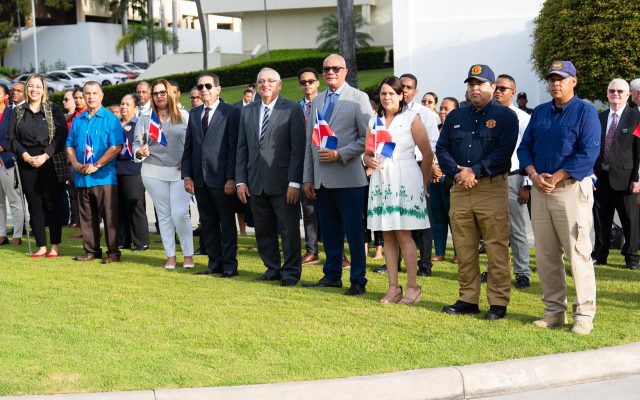 La Iglesia de Jesucristo honra símbolos en Mes de la Patria