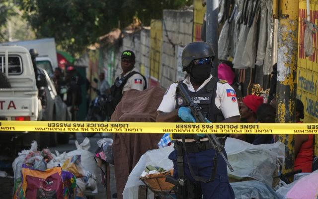 UE ve «escalada mortal» ataque de Pakistán a hospital en Kabul