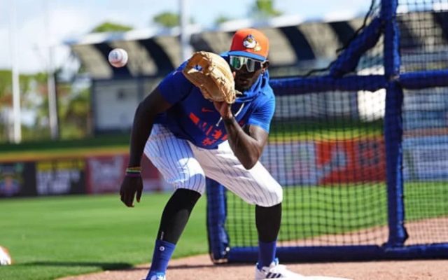 Ronny Mauricio llega a los entrenamientos de los Mets NY