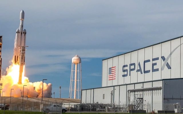 SpaceX busca ingresar 75.000 millones dólares salida a bolsa